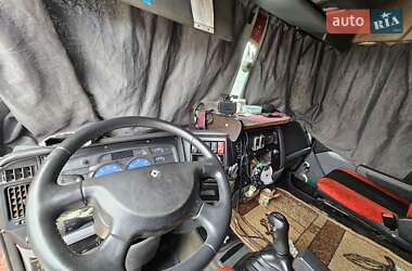Тягач Renault Premium 2001 в 