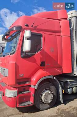 Тягач Renault Premium 2008 в 