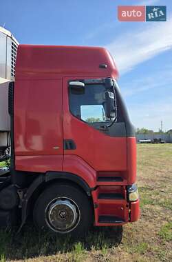 Тягач Renault Premium 2005 в 