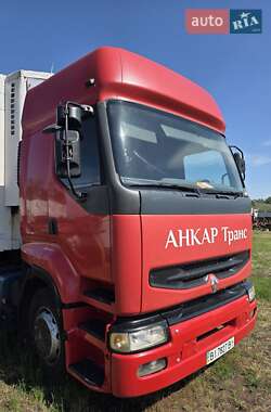 Тягач Renault Premium 2005 в 