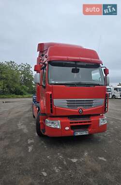 Тягач Renault Premium 2011 в 