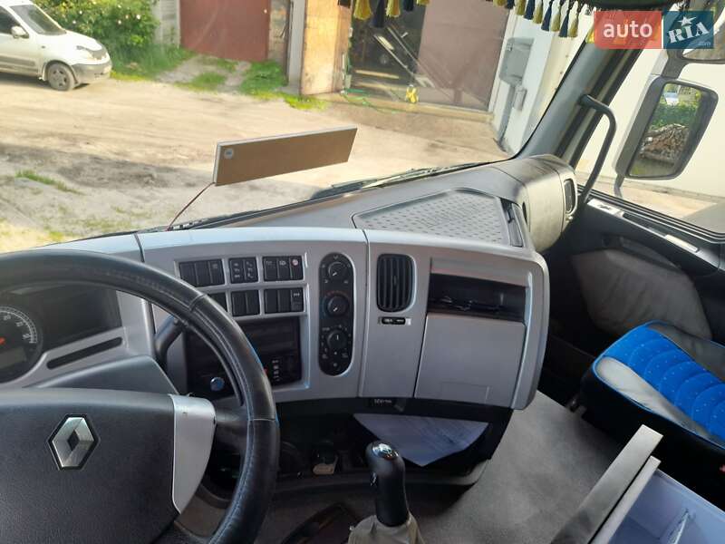 Тягач Renault Premium 2006 в Киеве