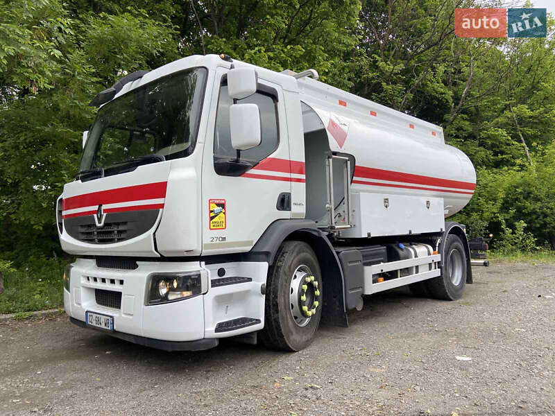 Цистерна Renault Premium 2013 в Тернополі