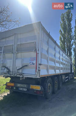 Зерновоз Renault Premium 2009 в 