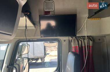Тягач Renault Premium 2008 в 
