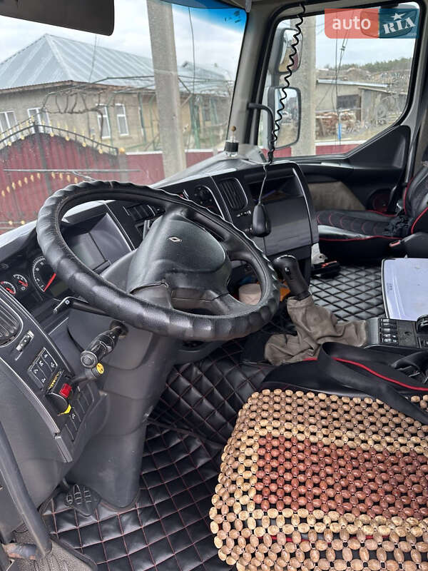 Тягач Renault Premium 2006 в Болграде
