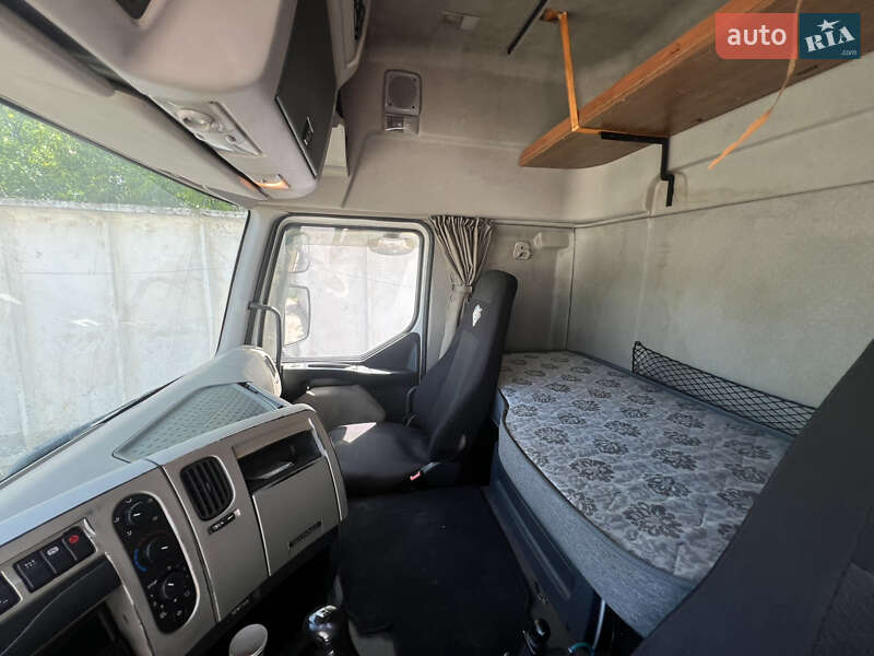 Тягач Renault Premium 2009 в Харькове