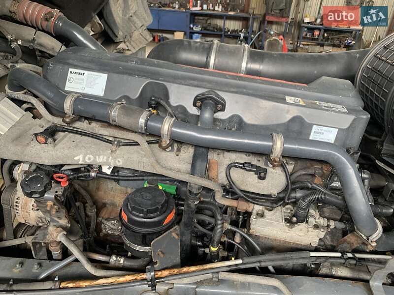 Тягач Renault Premium 2009 в Киеве