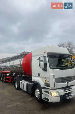Тягач Renault Premium 2011 в 