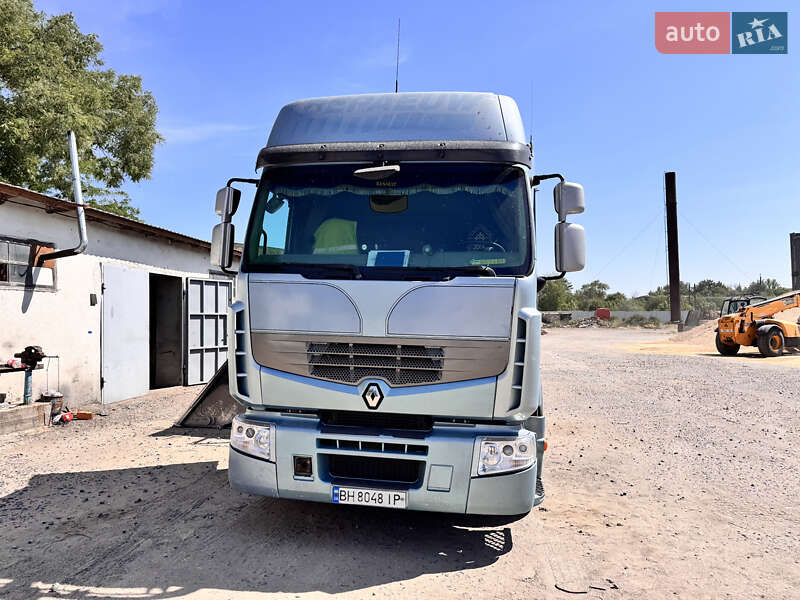 Renault Premium 2008