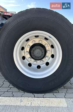 Тягач Renault Premium 2013 в 