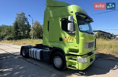 Тягач Renault Premium 2013 в 