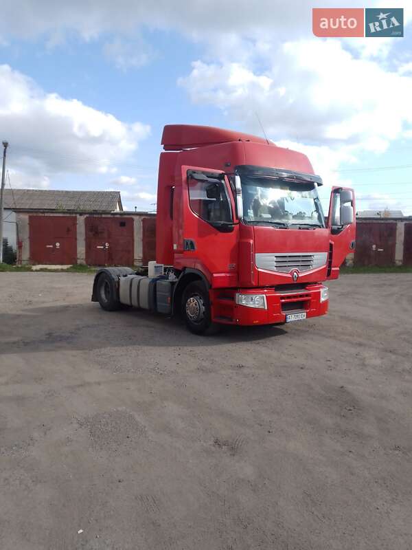 Тягач Renault Premium 2008 в Ивано-Франковске