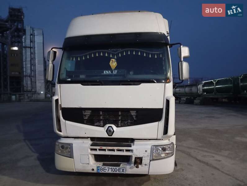 Тягач Renault Premium 2004 в Первомайске