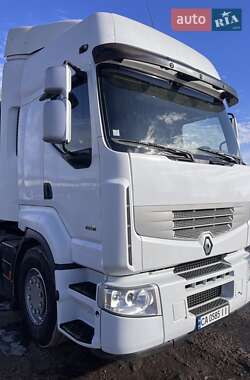 Контейнеровоз Renault Premium 2013 в 