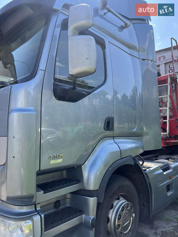 Тягач Renault Premium 2012 в Харькове