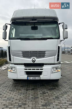 Тягач Renault Premium 2010 в 