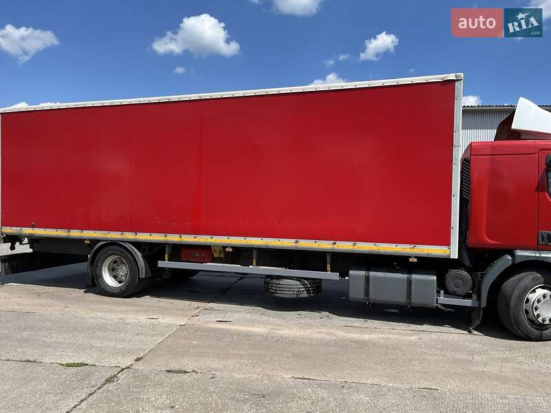 Грузовой фургон Renault Premium 2006 в Львове