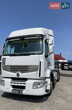 Тягач Renault Premium 2010 в Иршаве
