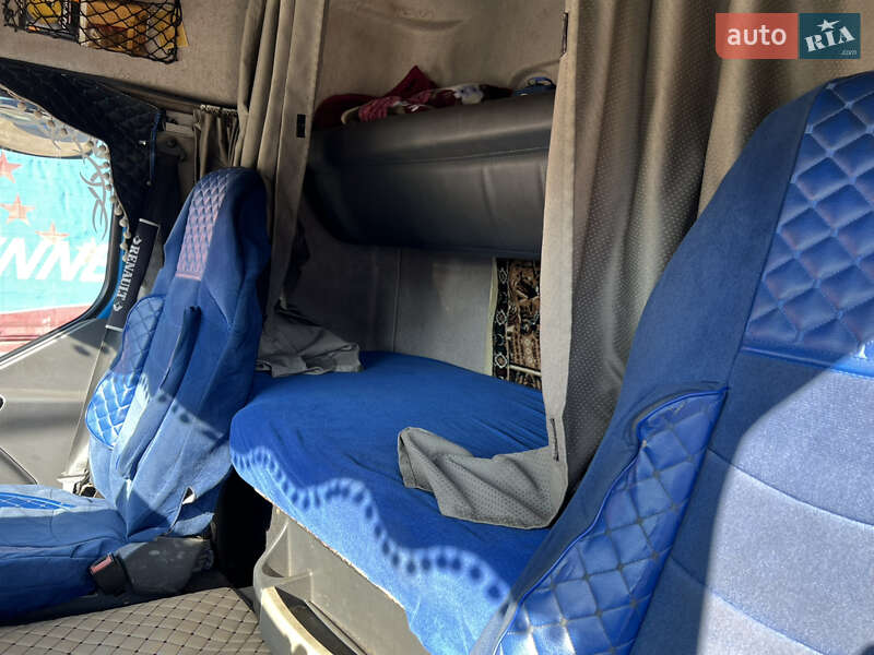 Тягач Renault Premium 2001 в Новомосковске