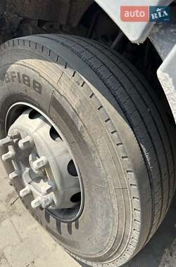 Тягач Renault Premium 2011 в 