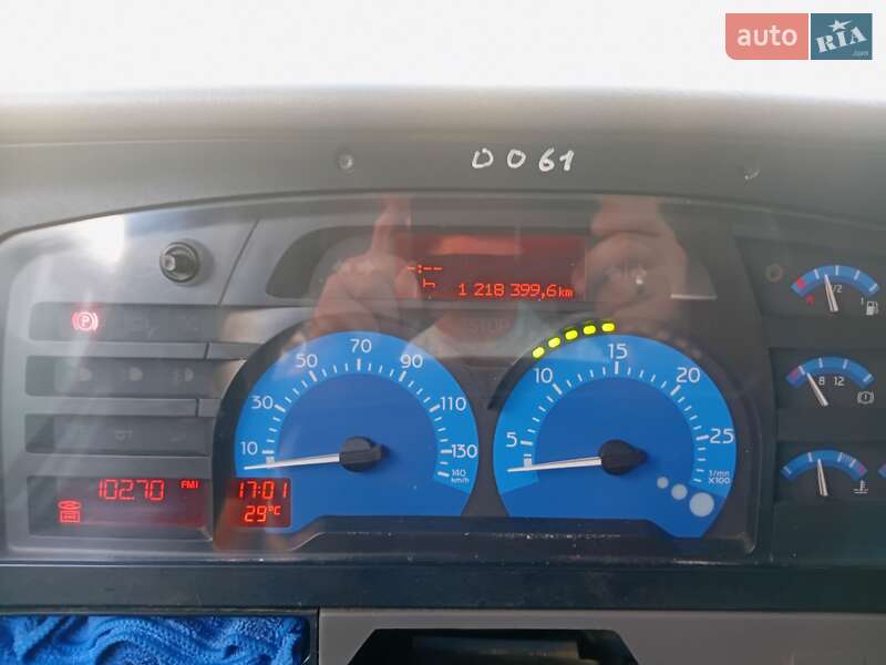 Тентованый Renault Premium 2005 в Ивано-Франковске