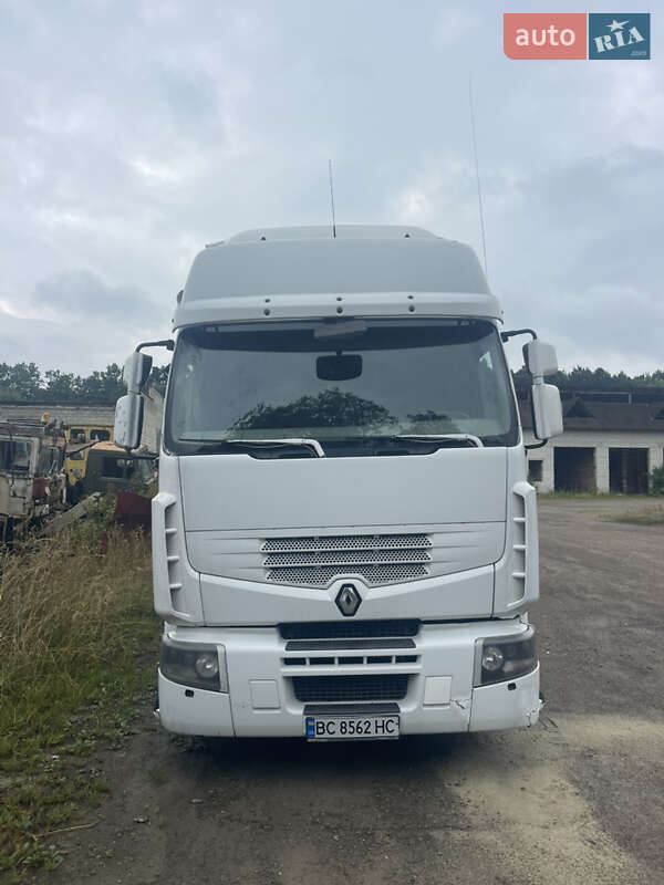 Тягач Renault Premium 2011 в Жидачове