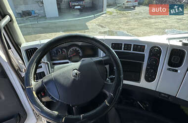 Тягач Renault Premium 2011 в 