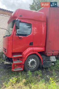 Грузовой фургон Renault Premium 2000 в 