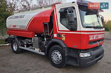Бензовоз Renault Premium 2006 в Черновцах