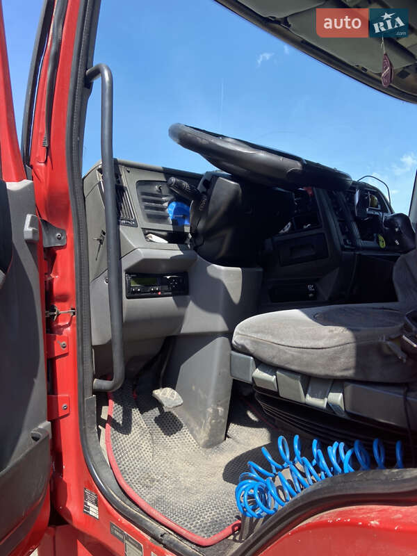 Тягач Renault Premium 2006 в Долине фото 5 Тягач Renault Premium 2006 в Долине