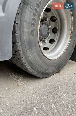 Тягач Renault Premium 2011 в 