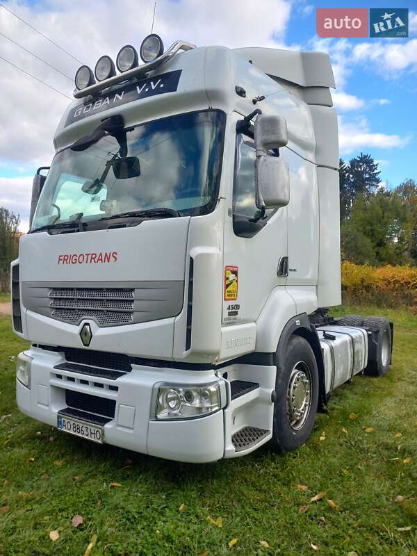 Тягач Renault Premium 2008 в Иршаве