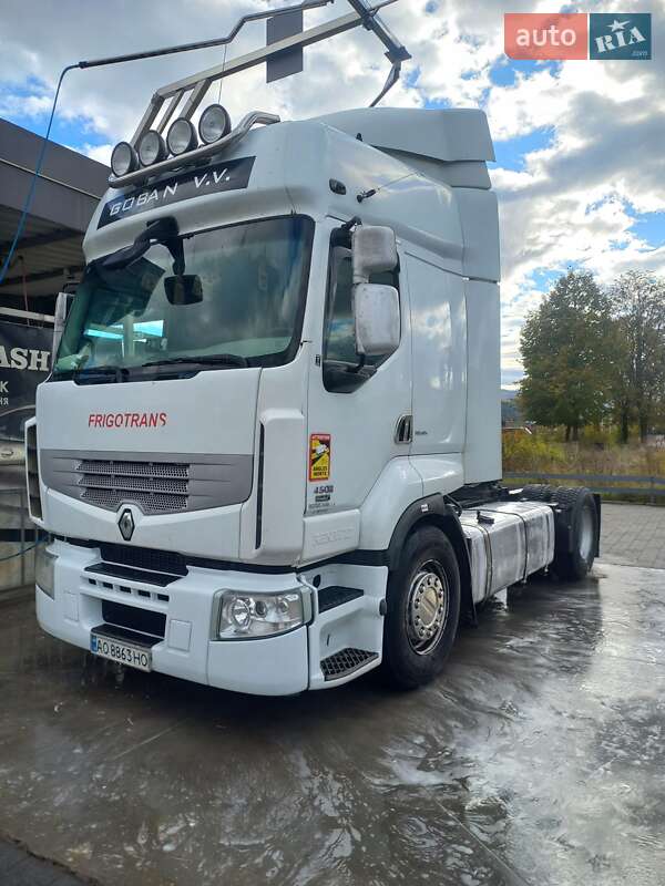 Тягач Renault Premium 2008 в Иршаве