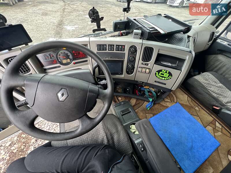 Тягач Renault Premium 2006 в Ужгороді