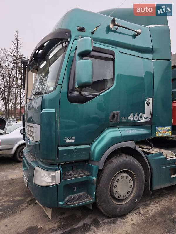 Контейнеровоз Renault Premium 2011 в Жашківу