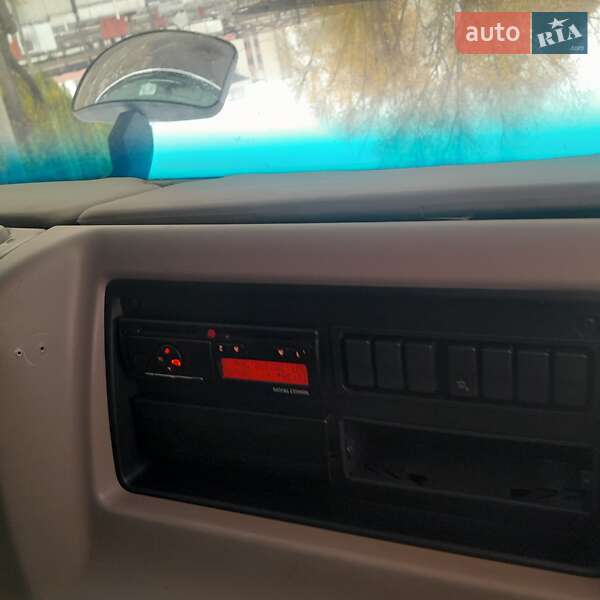 Тягач Renault Premium 2012 в Києві