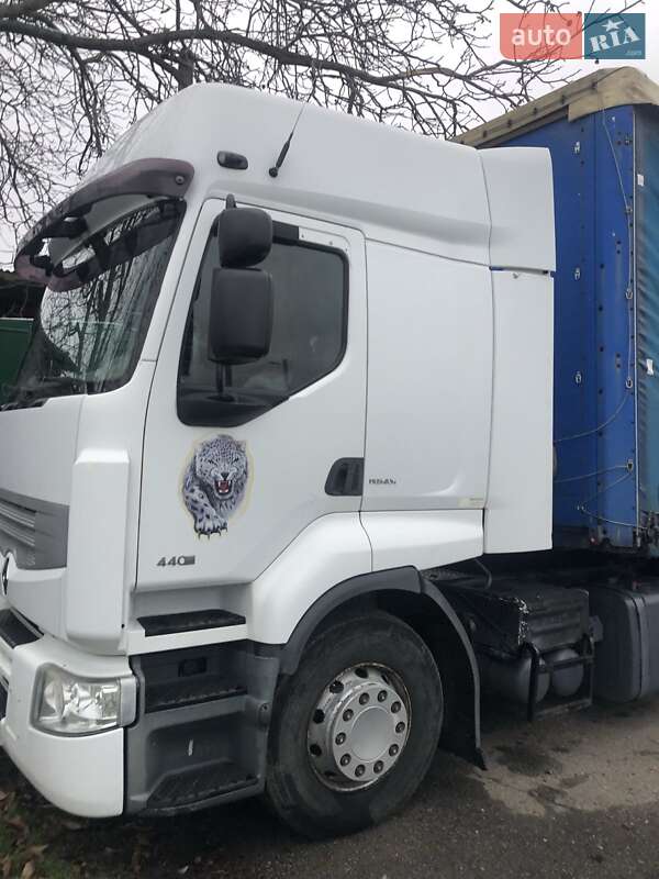 Тягач Renault Premium 2006 в Днепре