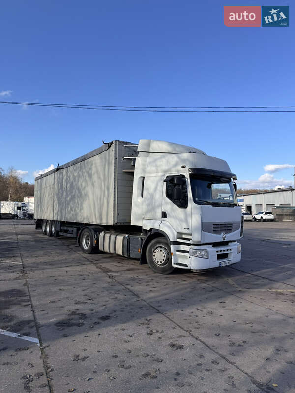 Тягач Renault Premium 2012 в Львове