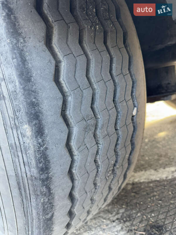 Тягач Renault Premium 2012 в Львове