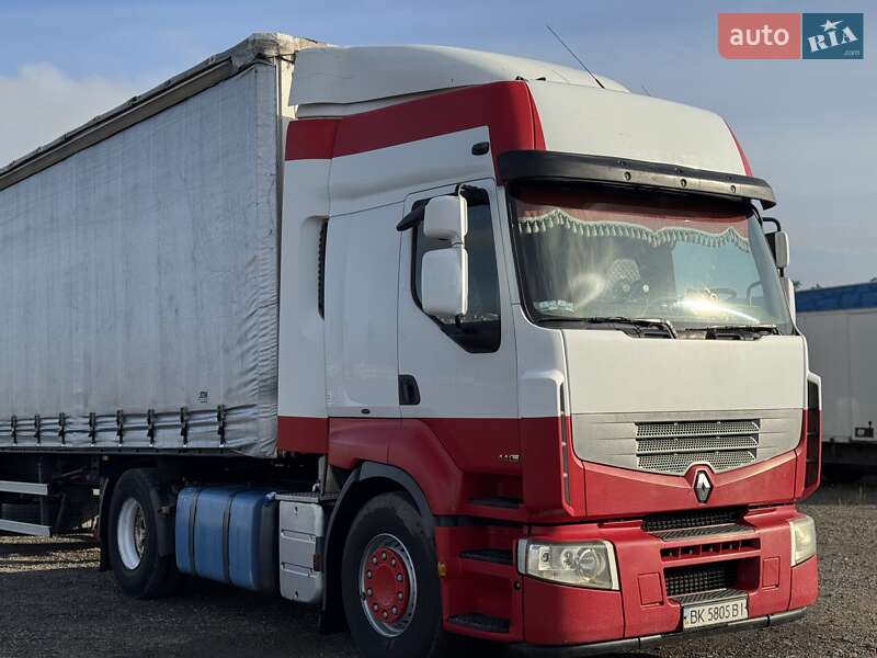 Тягач Renault Premium 2006 в Сарнах