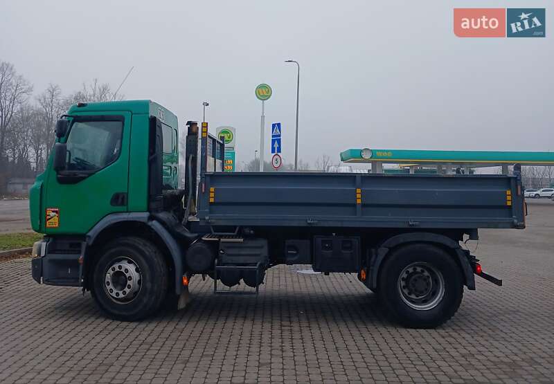 Самосвал Renault Premium 2010 в Ивано-Франковске