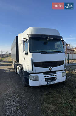 Тягач Renault Premium 2011 в Львове