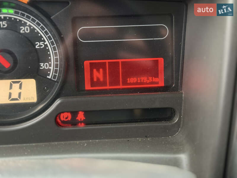 Мусоровоз Renault Premium 2011 в Киеве