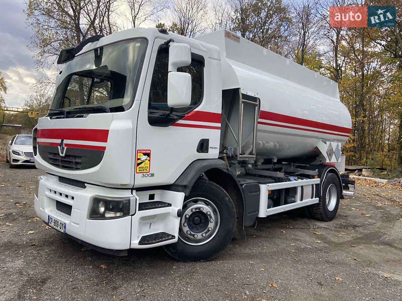 Renault Premium 2013