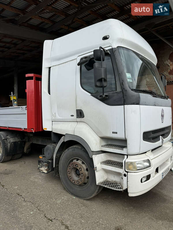 Тягач Renault Premium 2001 в Коломые