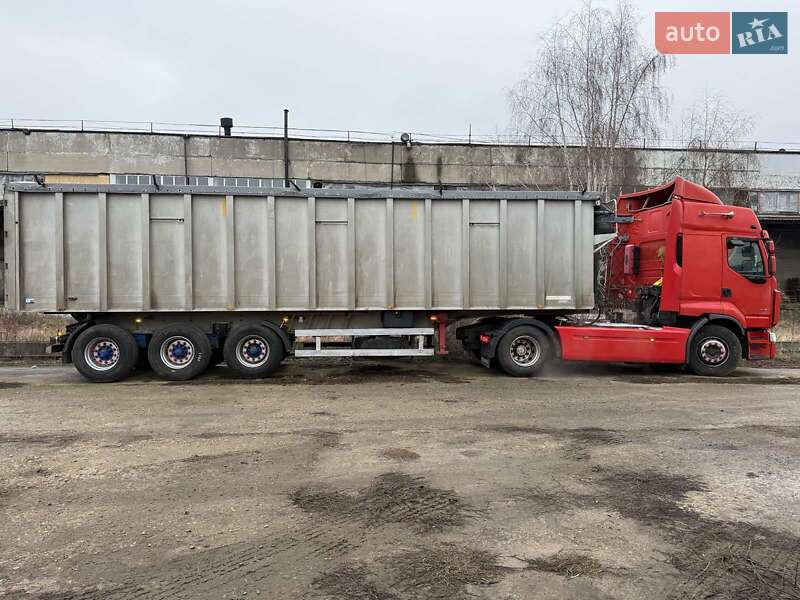 Тягач Renault Premium 2011 в Сумах