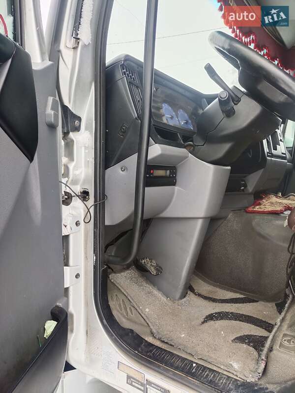 Тягач Renault Premium 2005 в Києві фото 3 Тягач Renault Premium 2005 в Києві