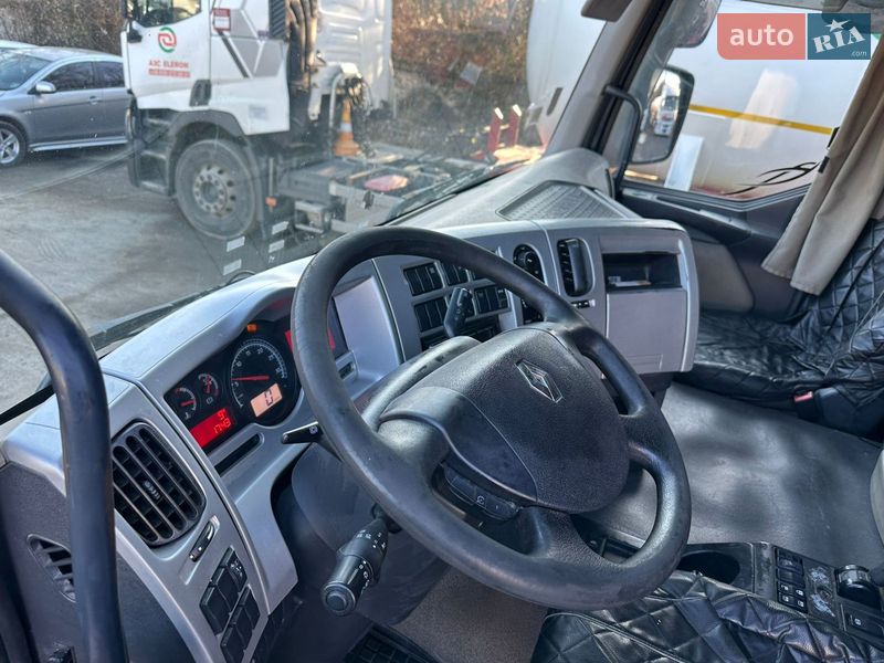 Тягач Renault Premium 2012 в Ужгороде