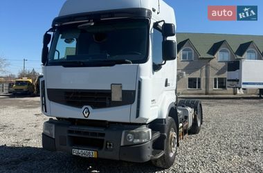 Тягач Renault Premium 2013 в Хотине